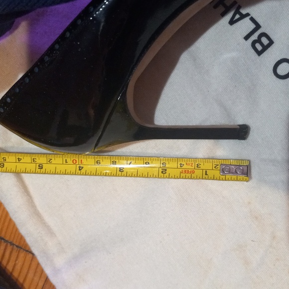 Manolo Blahnik heels - Picture 13 of 16